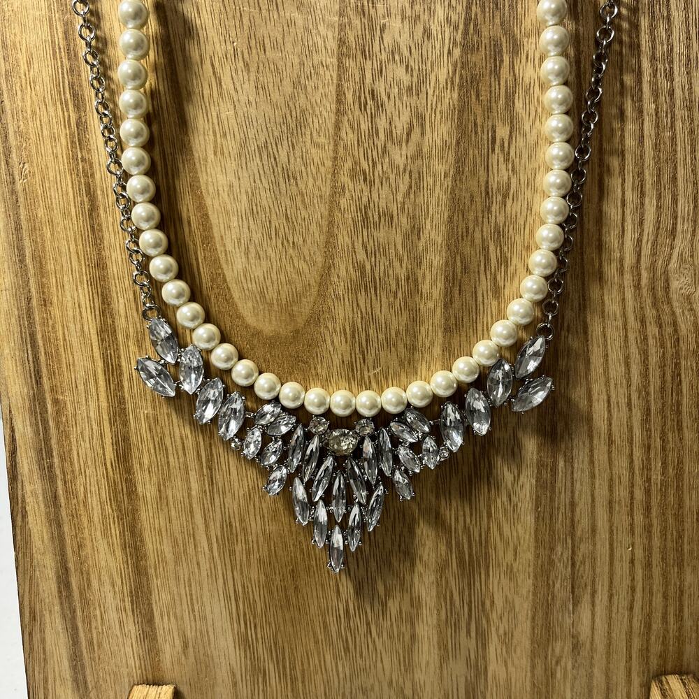 Vintage Crystal & Pearl Statement Necklace white silver 18-21 inches - Picture 1 of 3